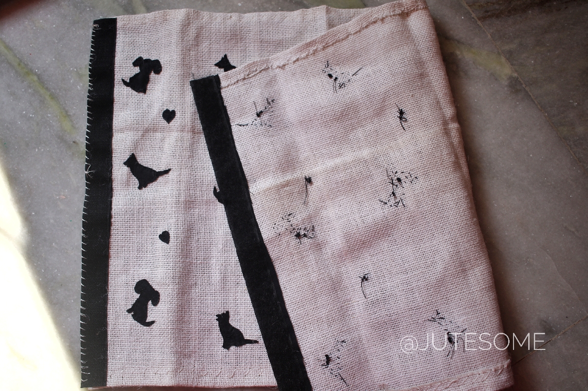 Jute Lamp with Dogs Silhoutte Applique
