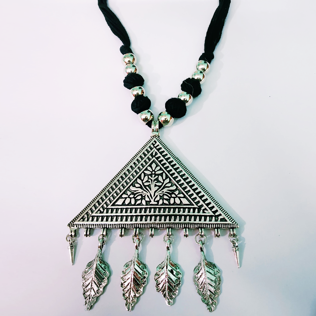 Metal Ethnic Jewellery Necklace Set for women and girls