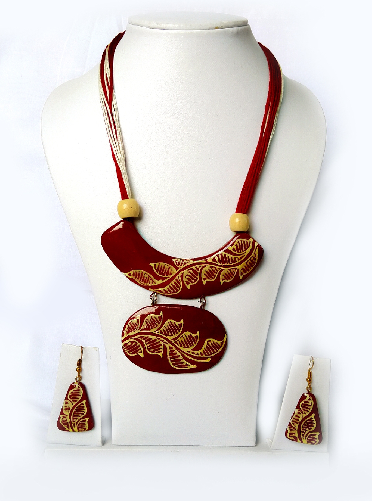 Ceramic pendant Maroon Necklace Set for women and girls