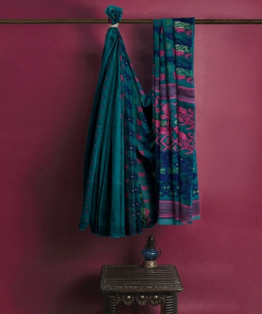 Traditional floral bumper saree