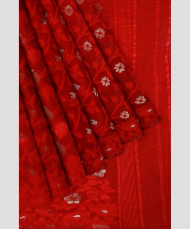 Traditional bengal tant saree