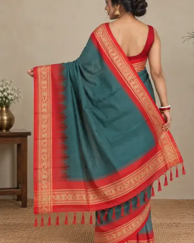 Dhakai Jamdani Green Saree