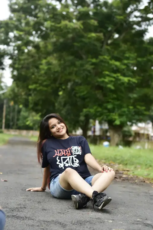 A weRbangali customer wearing a Bengali graphic tee — Fanbook photo 18