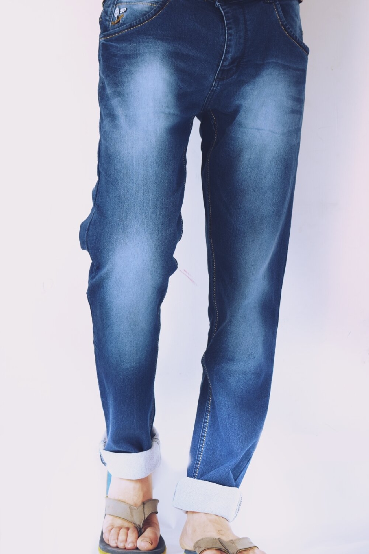 Women's Ice Blue Lycra Denim Distressed Jeans – Stylestone